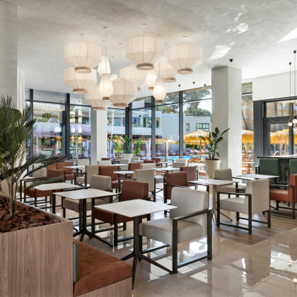 apr_gastro_lobby-park.jpg