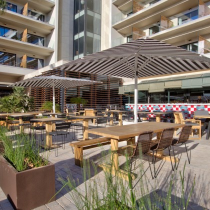 aubamar_AIRE-POOL-BAR.jpg